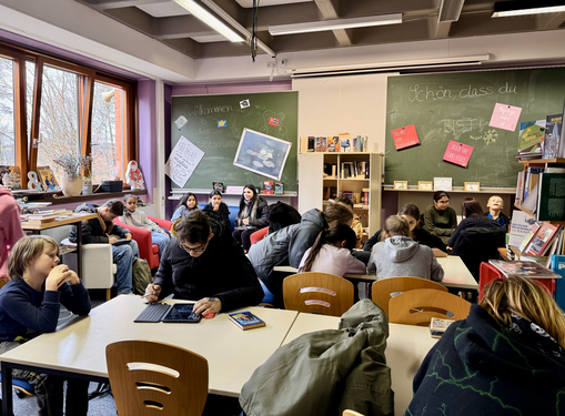 Schüler bei der Gruppenarbeit